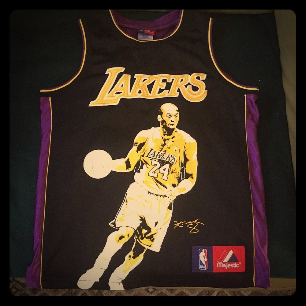 Women’s LAKERS JERSEYS—Kobe & Fisher baby!